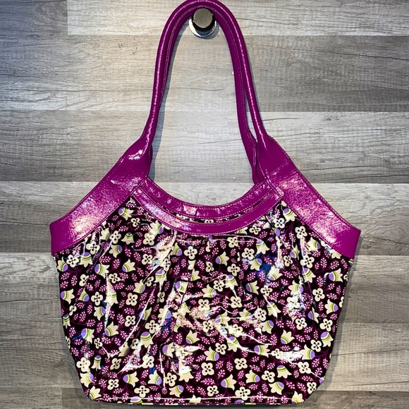 Vera Bradley Handbags - Vera Bradley plum petals vinyl tote bag